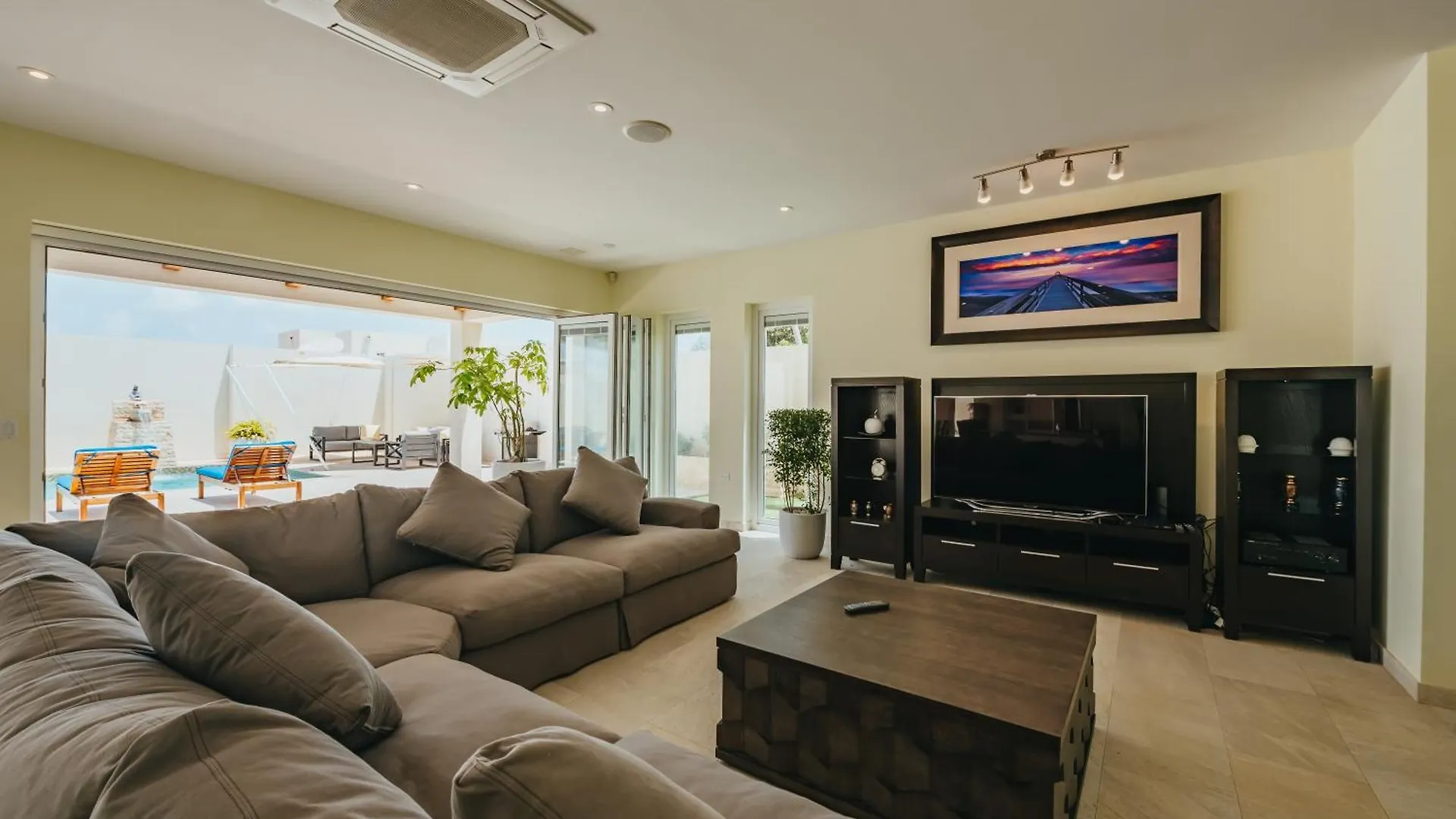 Lux 2Br Pool 5Mins Beach Villa Ocean By Bocobay Palm Beach